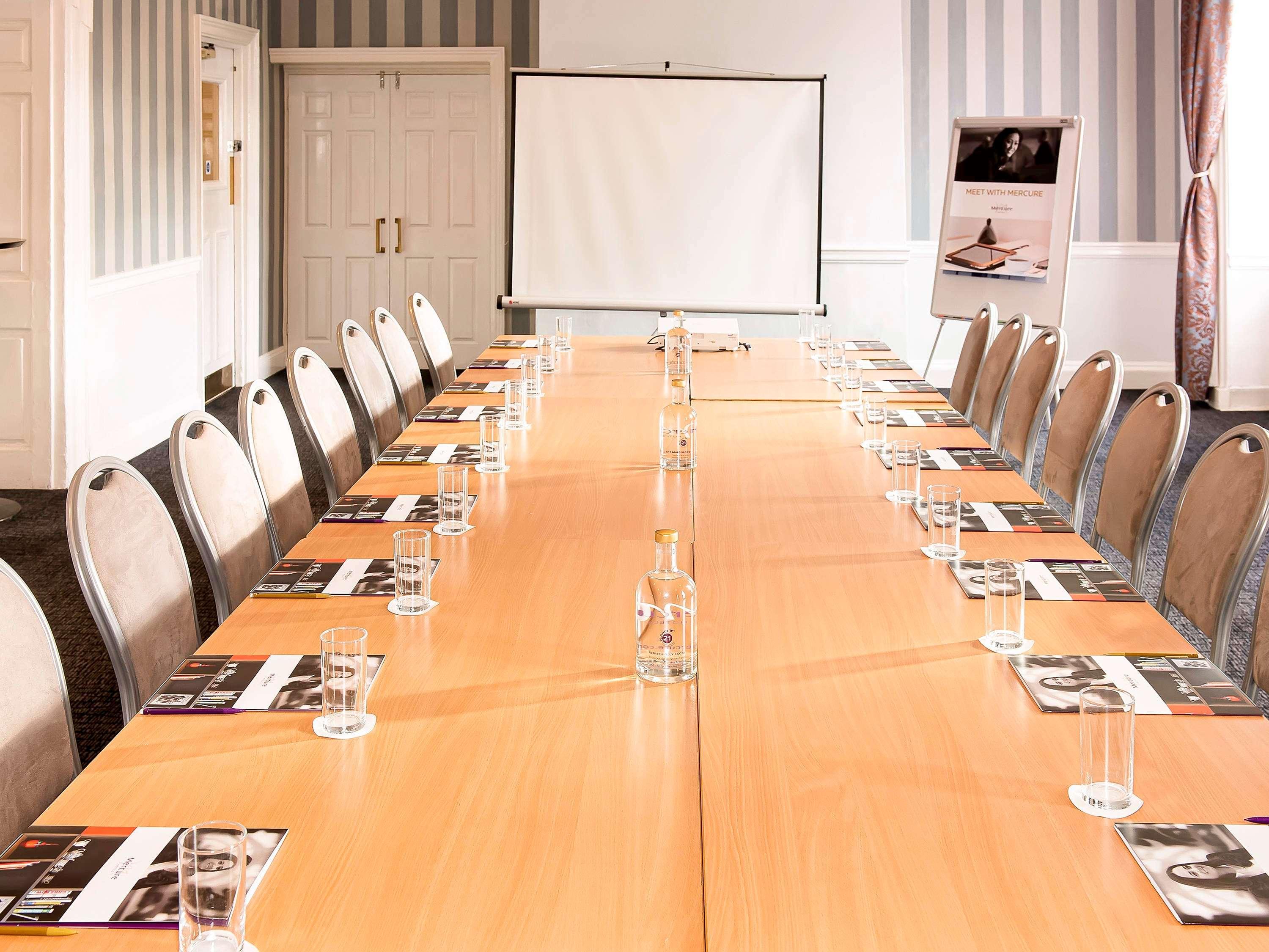 Mercure Southampton Centre Dolphin Hotel Экстерьер фото